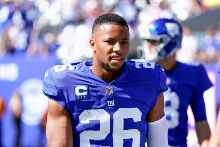 New York Giants running back Saquon Barkley on field pregame